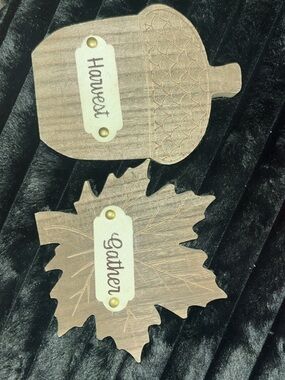 Autumn Harvest Wooden Leaf and Acorn Wall Accents - Brown